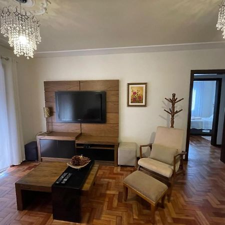 Apartamento Para 9 Pessoas - Blumenhaus 201 - Uma Quadra Da Rua Coberta! Gramado Buitenkant foto