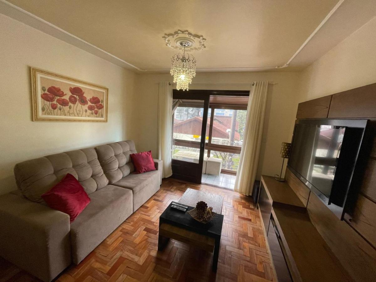 Apartamento Para 9 Pessoas - Blumenhaus 201 - Uma Quadra Da Rua Coberta! Gramado Buitenkant foto