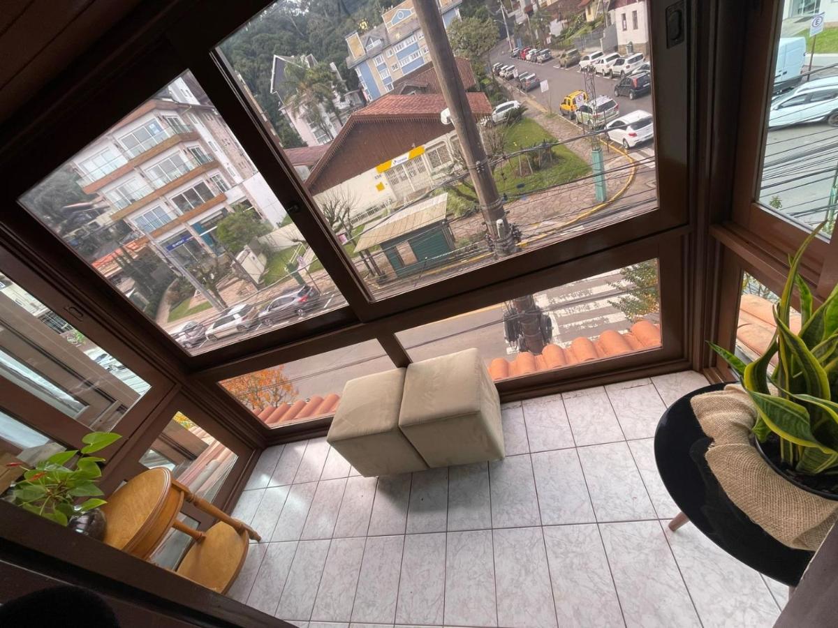 Apartamento Para 9 Pessoas - Blumenhaus 201 - Uma Quadra Da Rua Coberta! Gramado Buitenkant foto